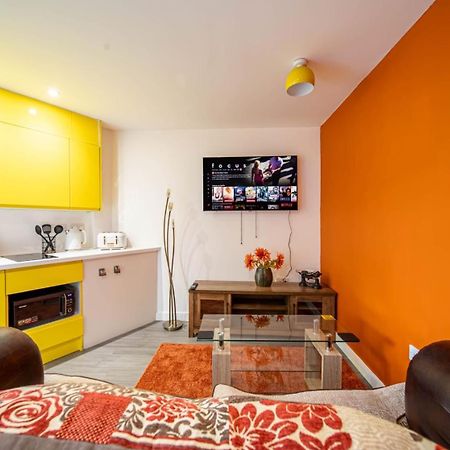 Corner Studio Apartment In Sheffield Exteriör bild